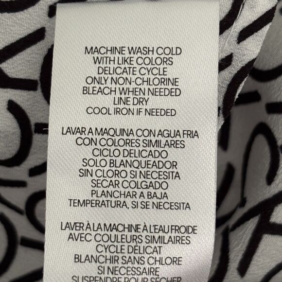 Calvin Klein Roll Sleeve V Neck Button Down CK Logo Size M Dressy Blouse #BD - Picture 10 of 10